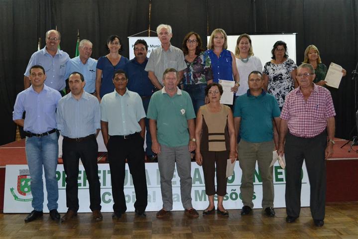 Empossadas novas diretorias de 12 Núcleos Comunitários